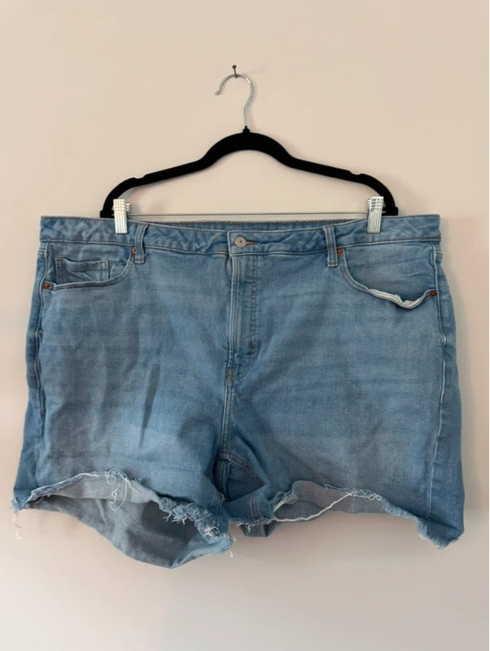 Old Navy Light Blue Denim Shorts Size 24 with Frayed Hem